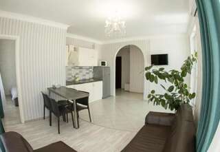 Апартаменты Dnipro view Slavutich apartment Киев Апартаменты с 2 спальнями-38