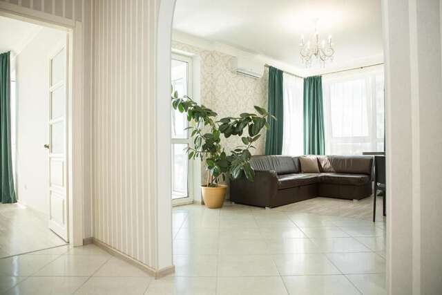 Апартаменты Dnipro view Slavutich apartment Киев-38